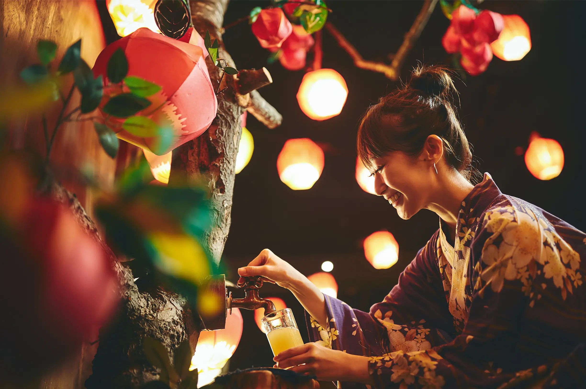 写真：りんごジュースが出る蛇口