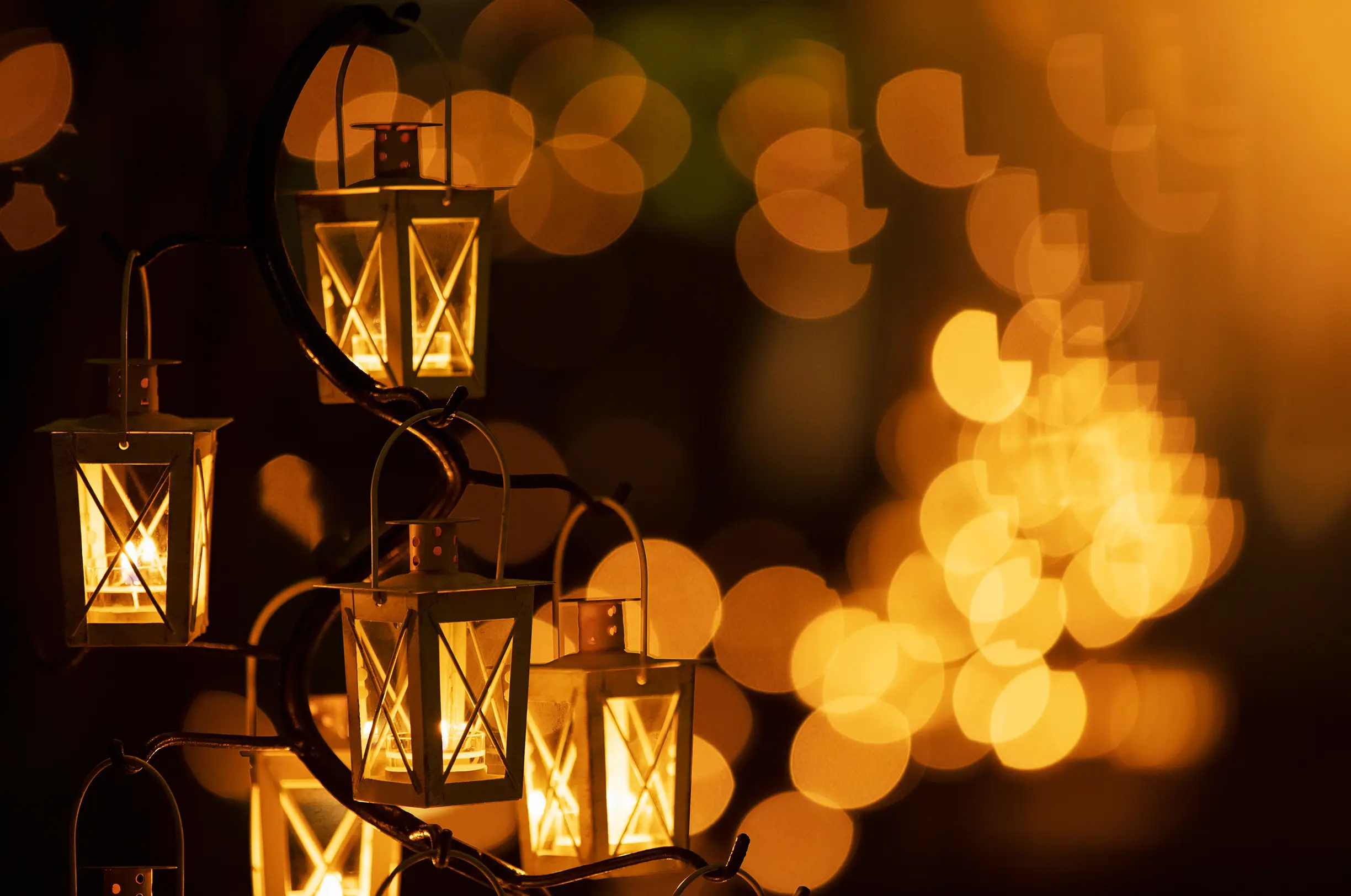 写真:軽井沢高原教会 内観